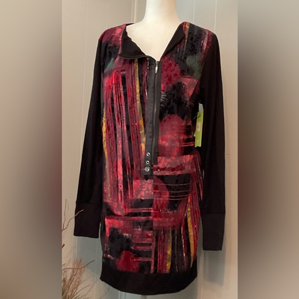 Dolcezza Stylish Long Sleeve Dress with Abstract Red Pattern